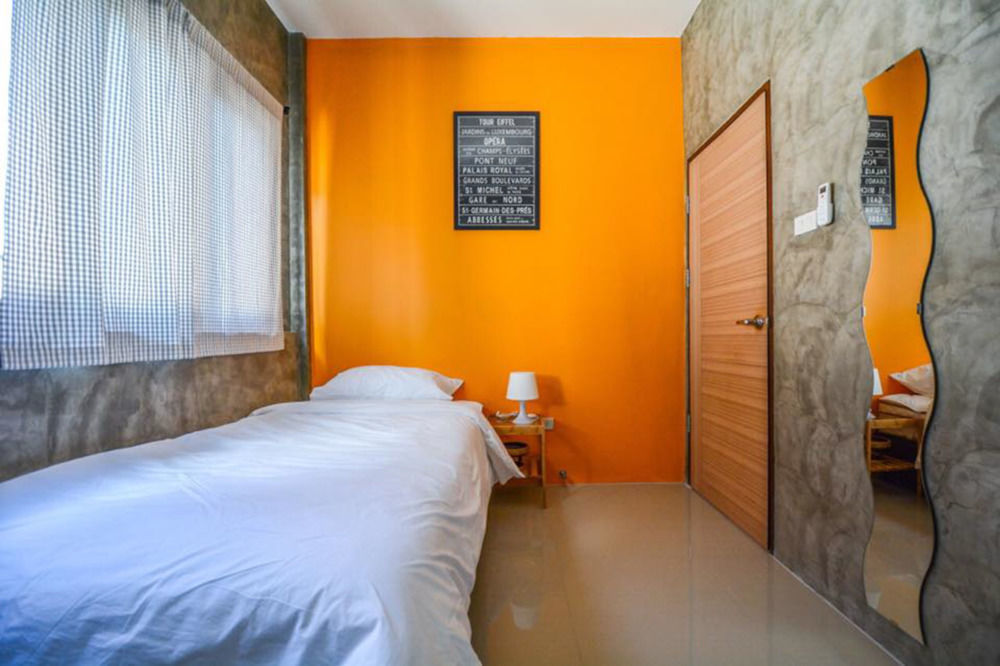 Hotel The Ghee House Chiang Mai Esterno foto