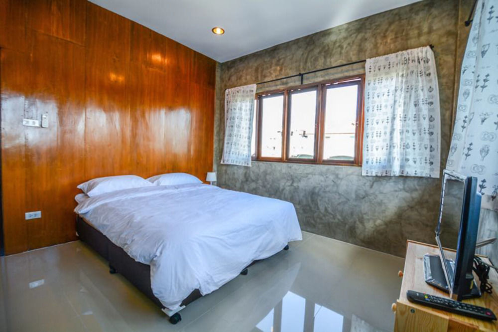 Hotel The Ghee House Chiang Mai Esterno foto