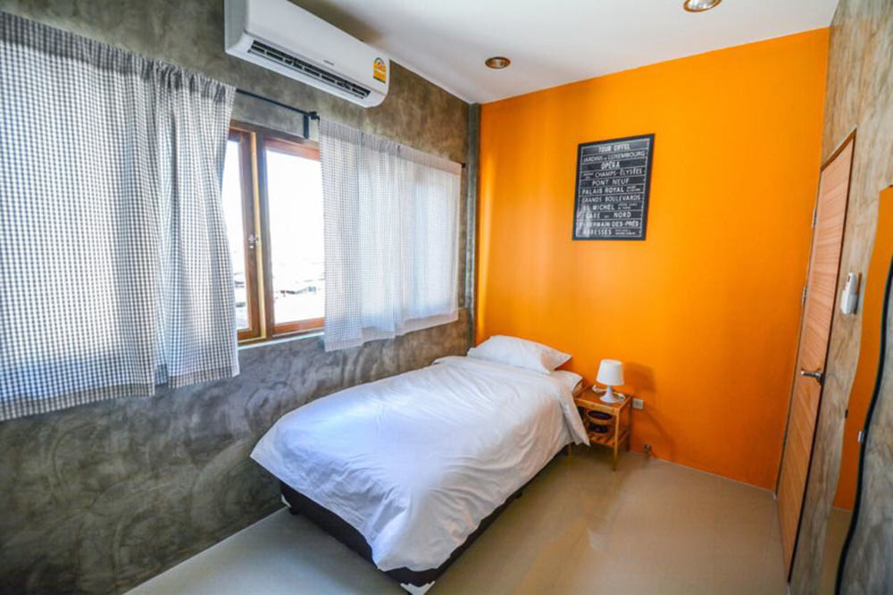 Hotel The Ghee House Chiang Mai Esterno foto